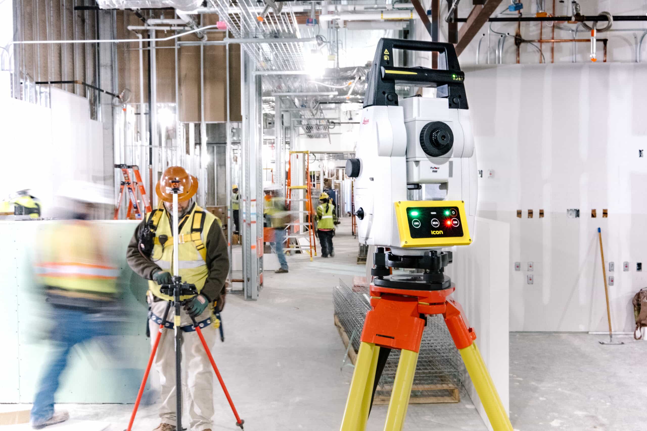 Leica iCON Robotic Total Stations for Construction | Buying Guide ...